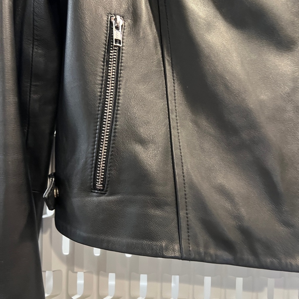 Theory light leather spring jacket. - image 4